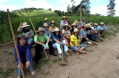 Tới thăm ngôi làng phiên bản “Nữ nhi quốc” của Brazil